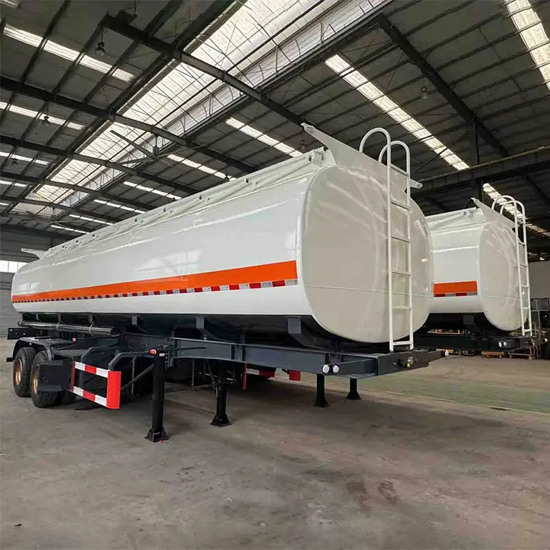 Drivstofftank semitrailer med boggioppheng