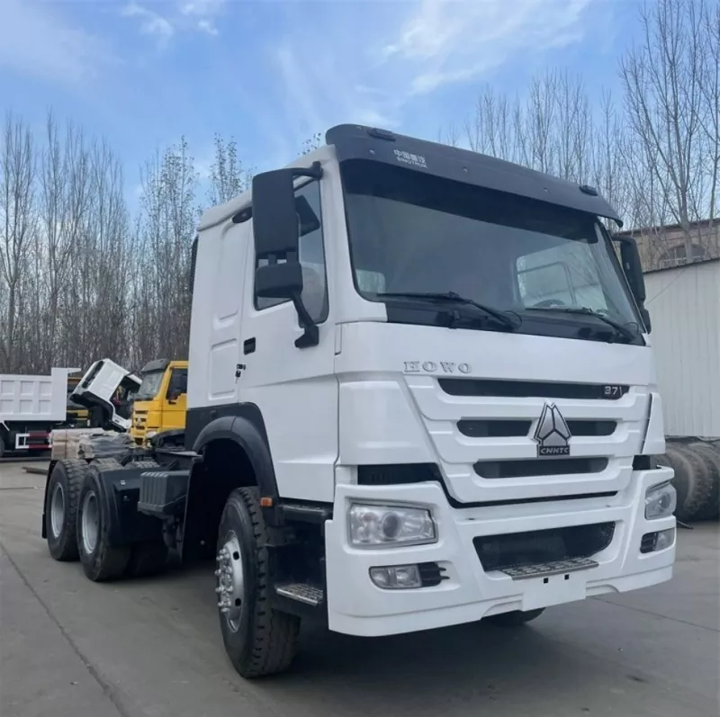 Brukt HOWO 6x4 371HK traktortruck